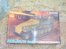 images/productimages/small/Sd.Kfz.251-16 Ausf.D Flammpanzerwagen Dragon 1;35 doos.jpg